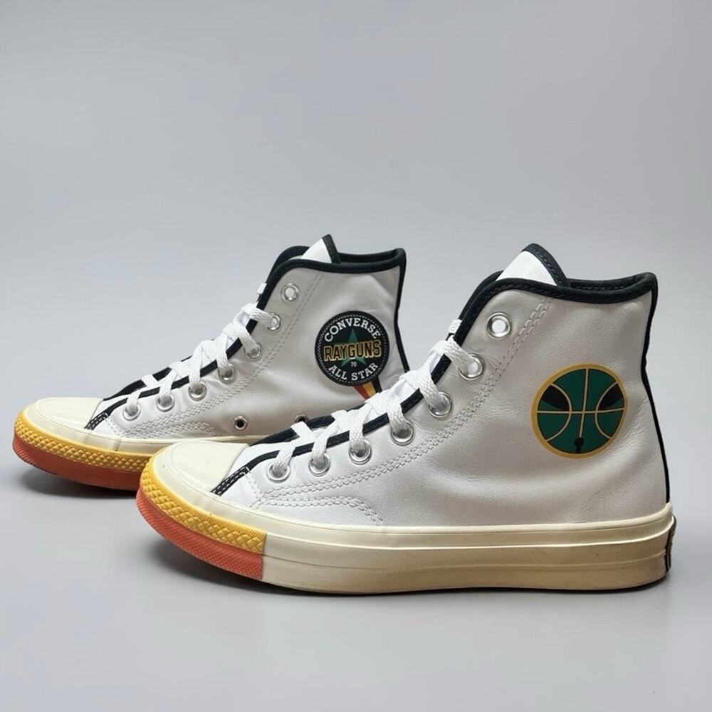 Converse Hi Tops White Leather Chuck Taylor RAYGUNS Sneakers (171167C) Size 6.5M